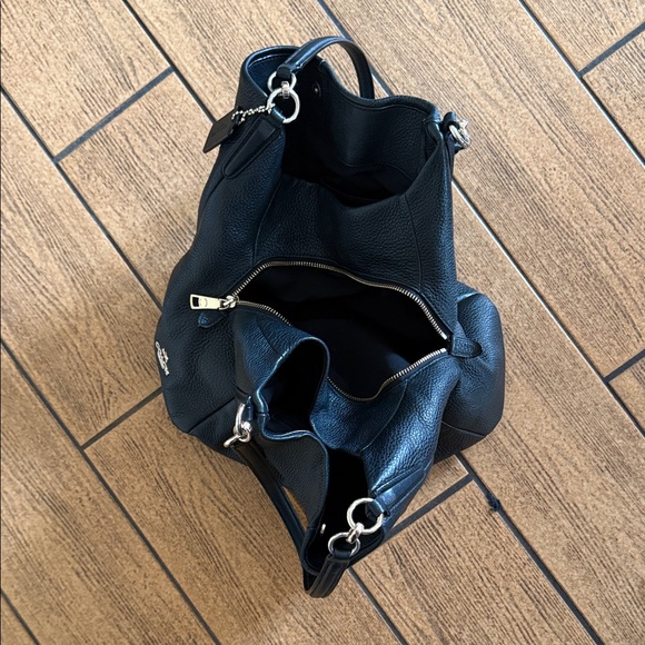 Coach Madison Phoebe Shoulder Bag in black pebbled leather with gold-tone - Picture 6 of 14